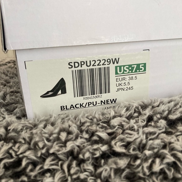 Black Chunky Heels - Picture 6 of 8